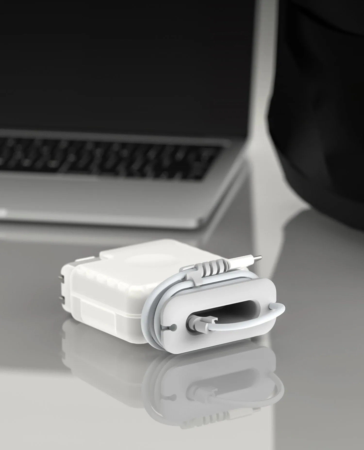 Crest MacBook Adapter Case with Cable Winder (140W)