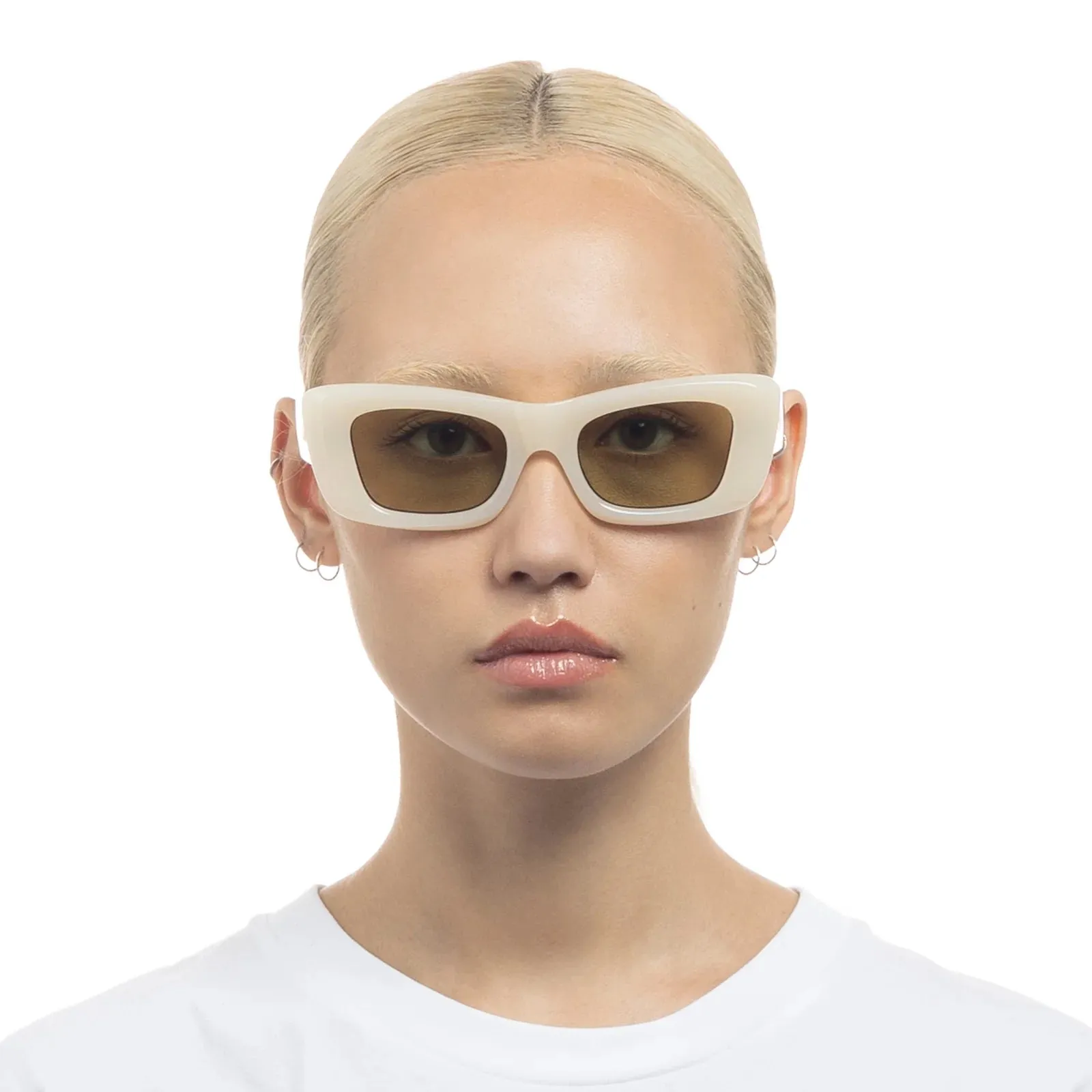 DOPAMINE SUNGLASSES (Milky Almond)