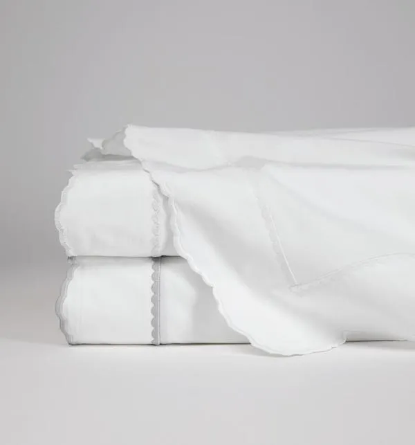 Pettine Bedding by Sferra