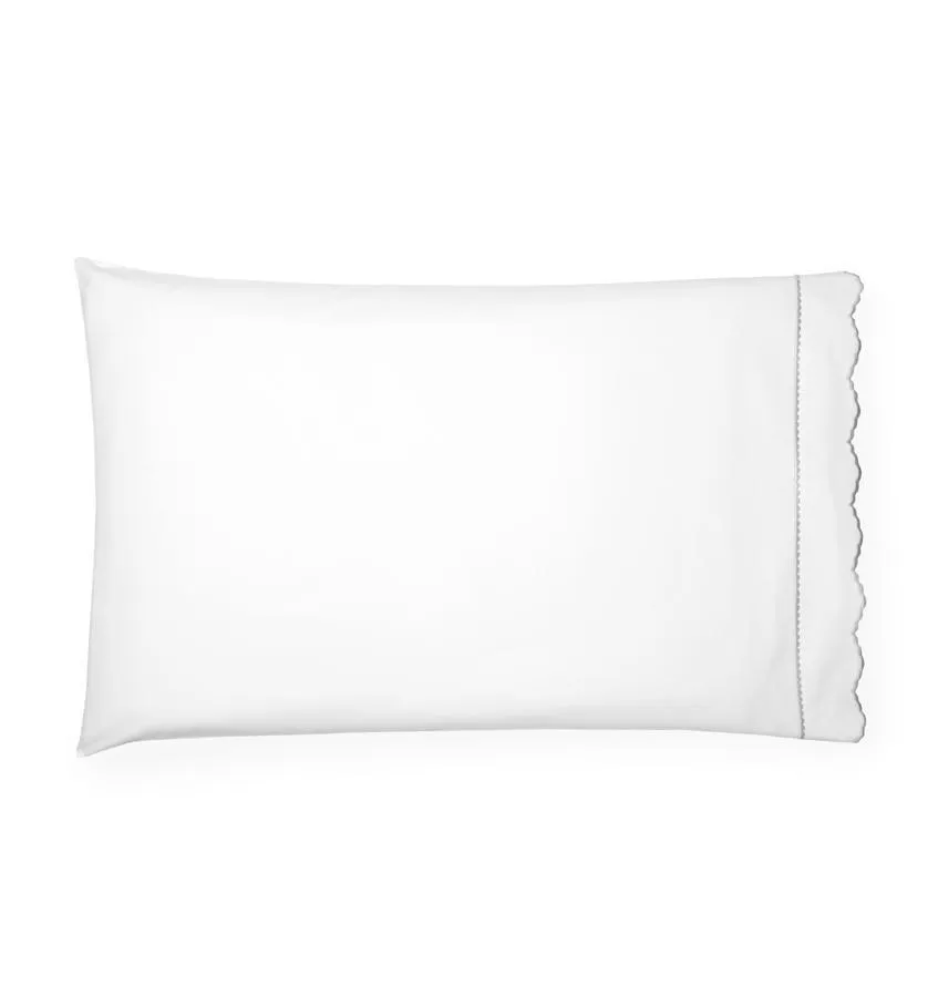 Pettine Bedding by Sferra