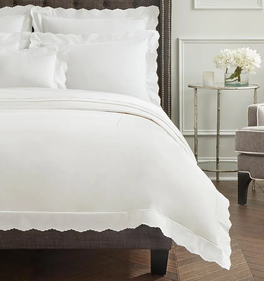 Pettine Bedding by Sferra